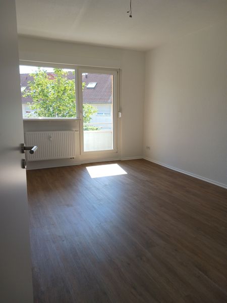 4 Raum Wohnung mit Balkon - Erstbezug nach Komplettsanierung